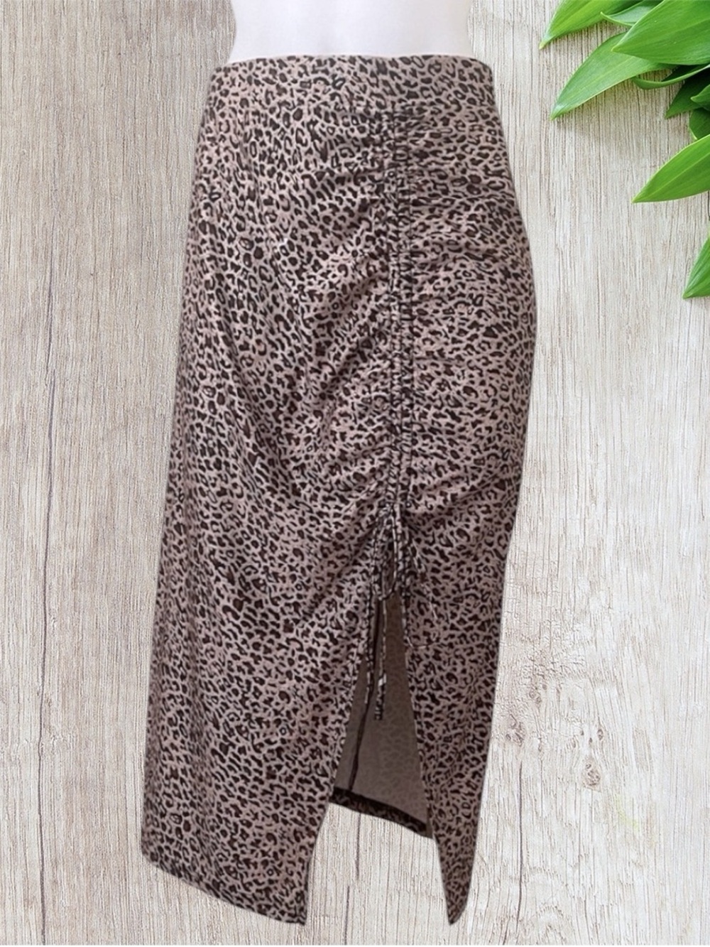 Unbranded Women’s Leopard Animal Print Fitted Summer Midi Skirt, Small
